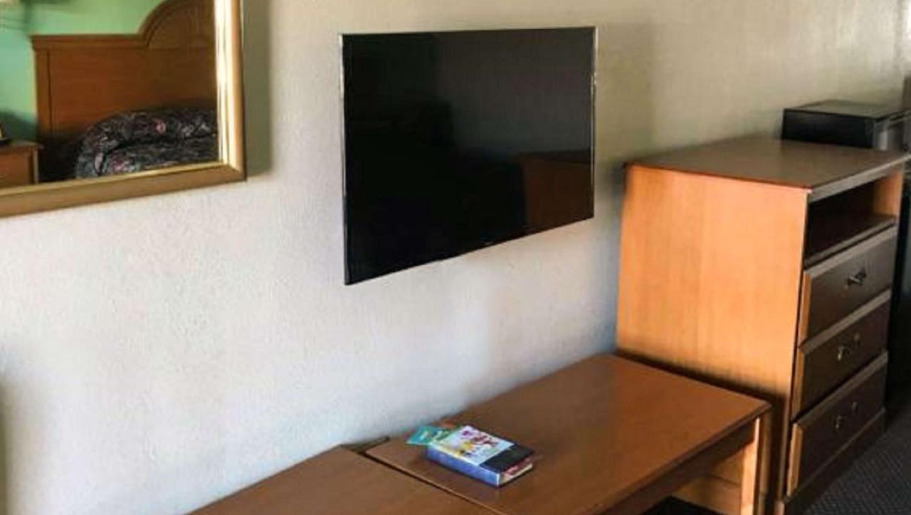 Budget Inn Franklinton Esterno foto